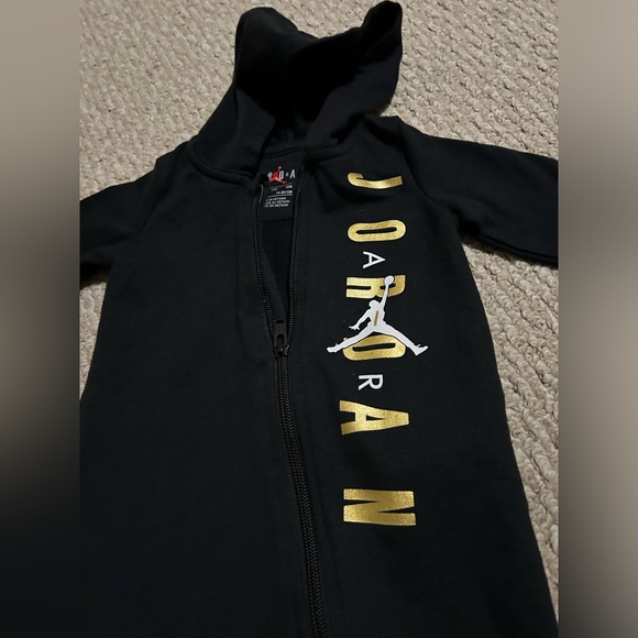 Jordan Onsie - 12m size - black and gold - Picture 3 of 4